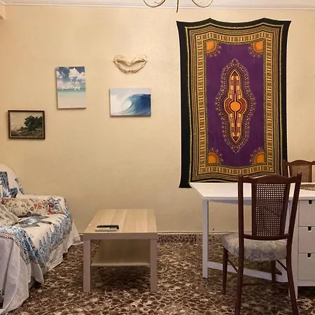 Mediterraneo In Shared Flat At 7min From Arenas *