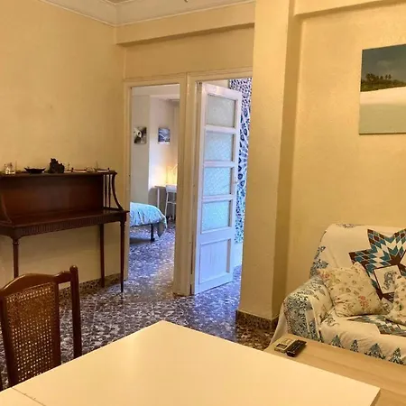 Mediterraneo Shared Flat 7min Arenas Rent 10 Days Apartman